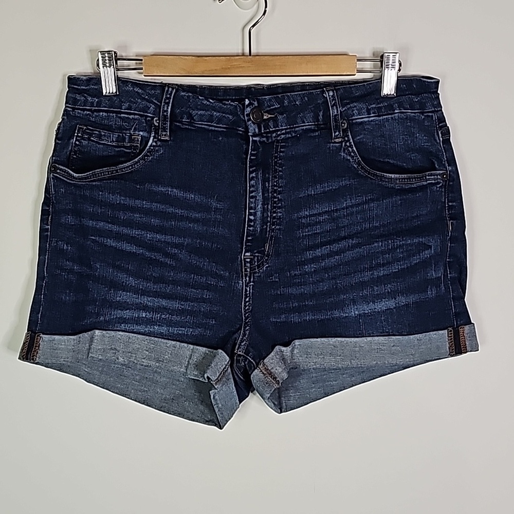 Aeropostale dark wash 33" waist high rise curvy jean shorts